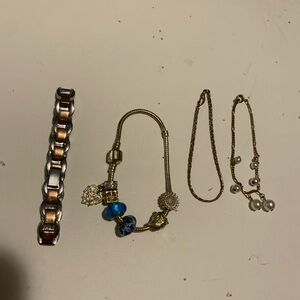 Bracelet lot